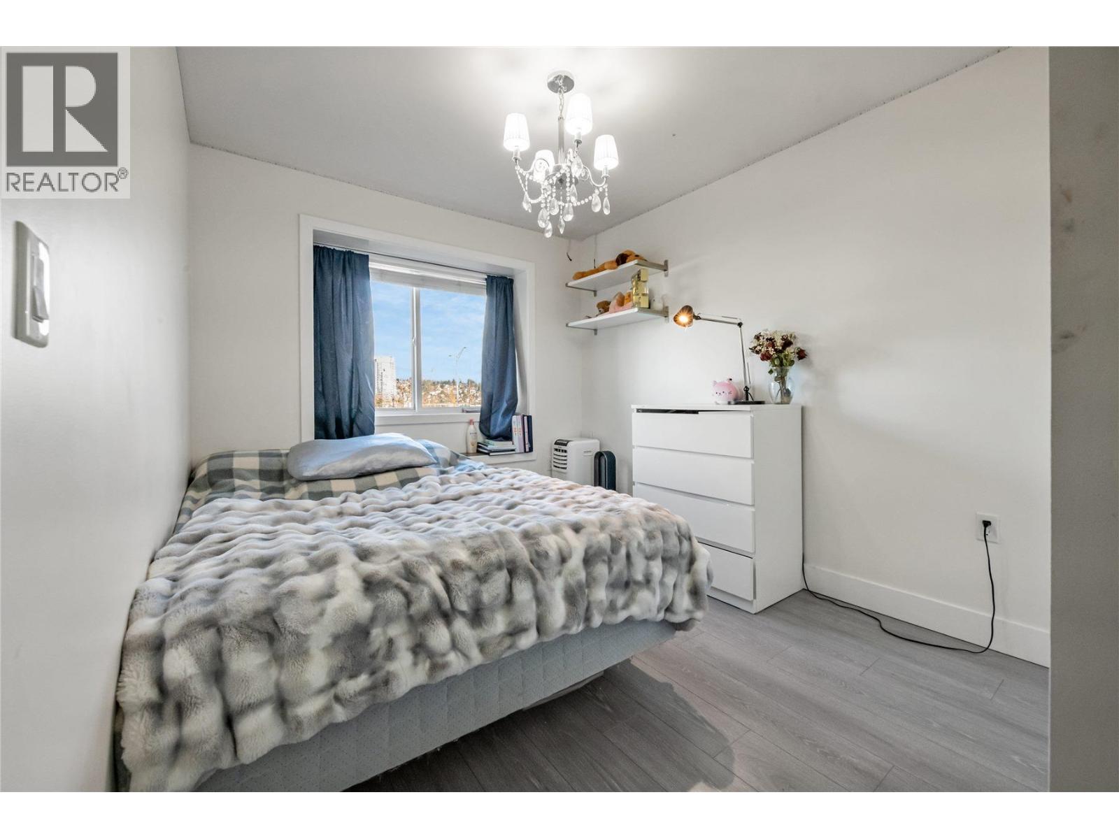 5461 Manor Street, Burnaby, British Columbia  V5G 1B6 - Photo 12 - R3072828