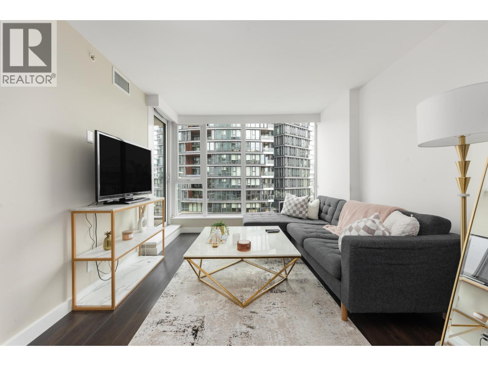 708 1618 Quebec Street, Vancouver, British Columbia  V6A 0C5 - Photo 4 - R3102808