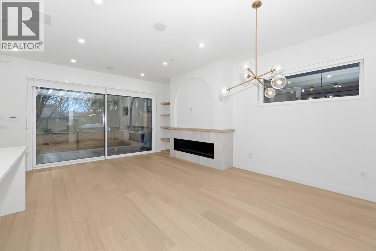 1 810 E 22nd Avenue, Vancouver, British Columbia  V5V 1V7 - Photo 9 - R3102814