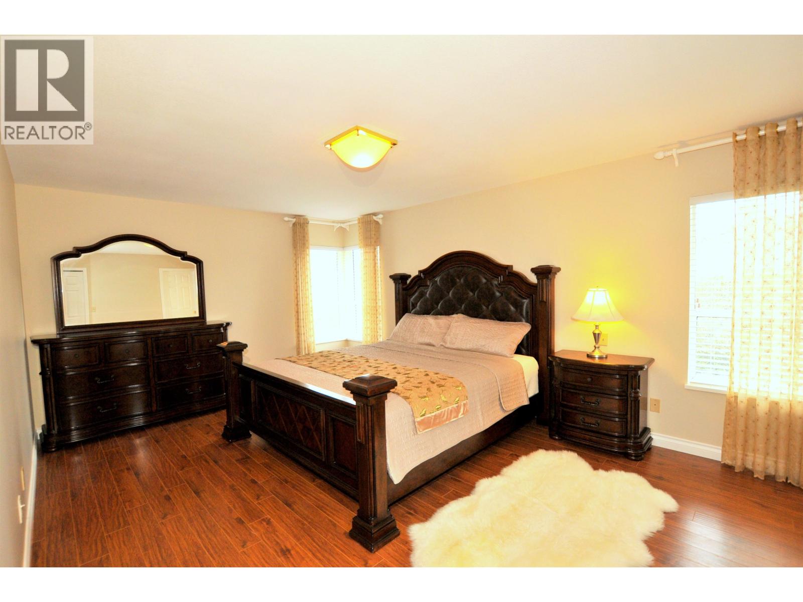 6823 Grant Place, Burnaby, British Columbia  V5B 4X4 - Photo 10 - R3102506