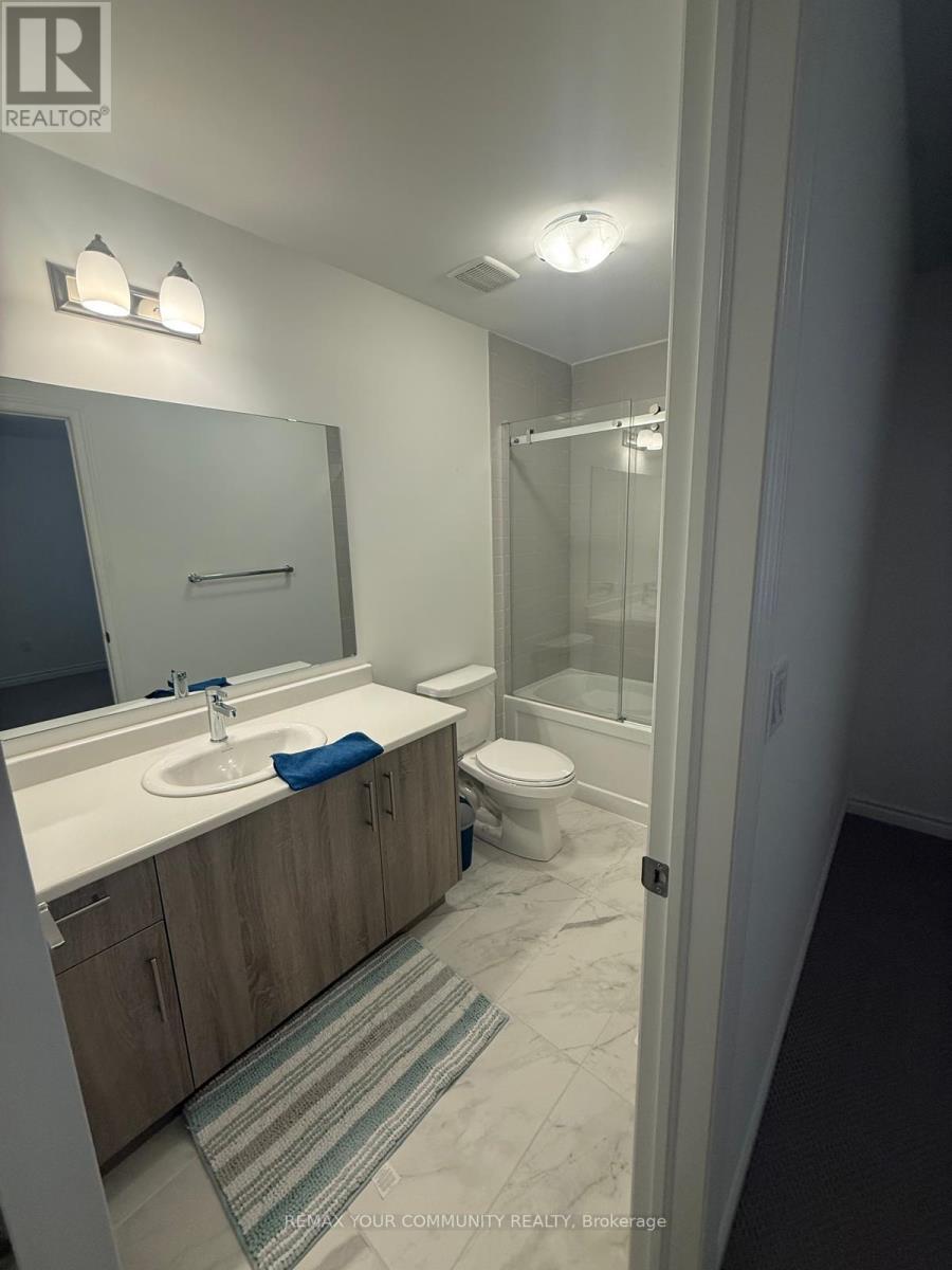 51 West Oak Trail, Barrie, Ontario  L9J 0K9 - Photo 9 - S12881698