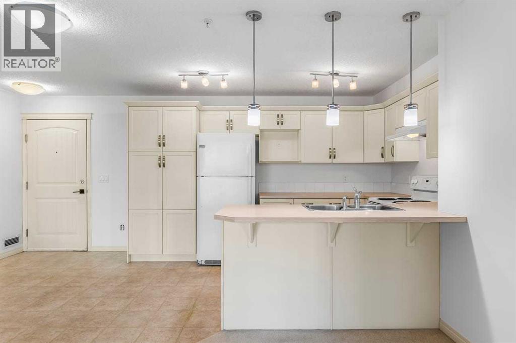 2303, 175 Panatella Hill NW, Calgary, Alberta  T3K 0V9 - Photo 11 - A2293331