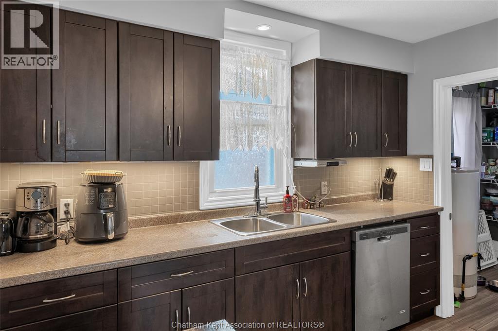 475 Broadway Street, Port Lambton, Ontario  N0P 2B0 - Photo 10 - 26005241