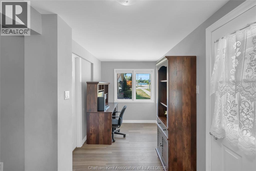 475 Broadway Street, Port Lambton, Ontario  N0P 2B0 - Photo 22 - 26005241