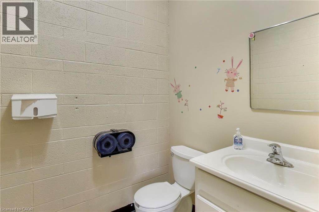 1974 King Street E, Hamilton, Ontario  L8K 1W3 - Photo 26 - 40765266