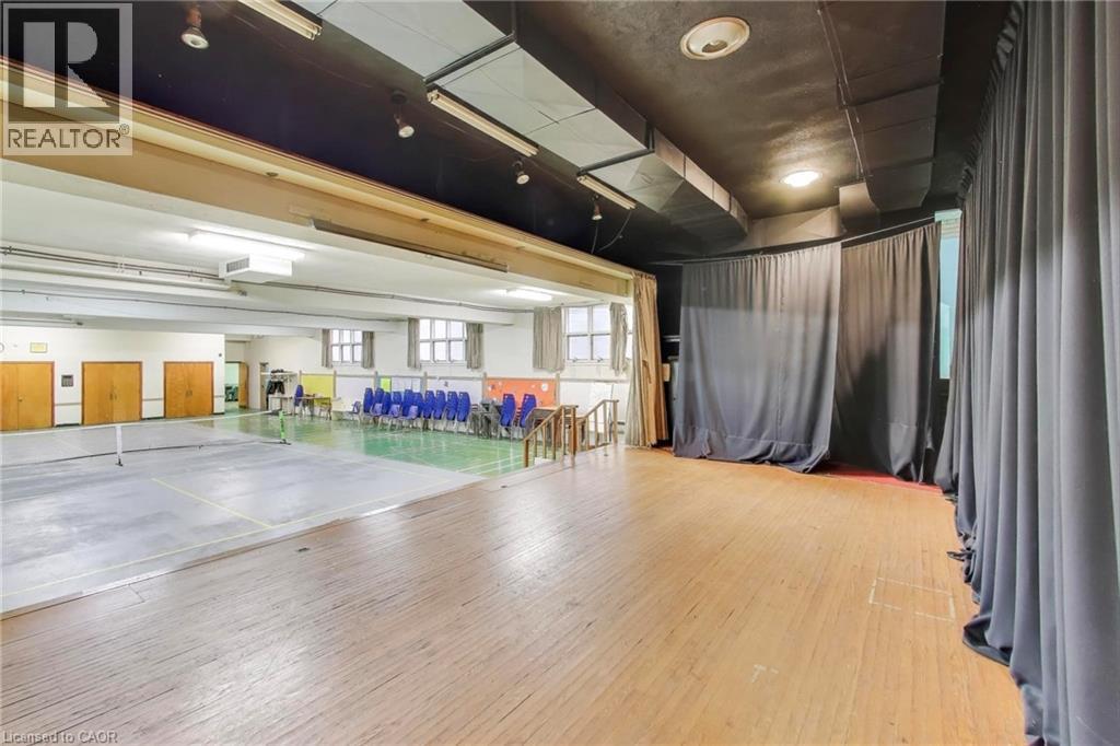 1974 King Street E, Hamilton, Ontario  L8K 1W3 - Photo 34 - 40765266