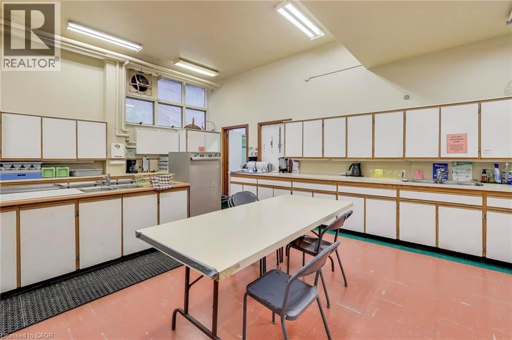 1974 King Street E, Hamilton, Ontario  L8K 1W3 - Photo 38 - 40765266