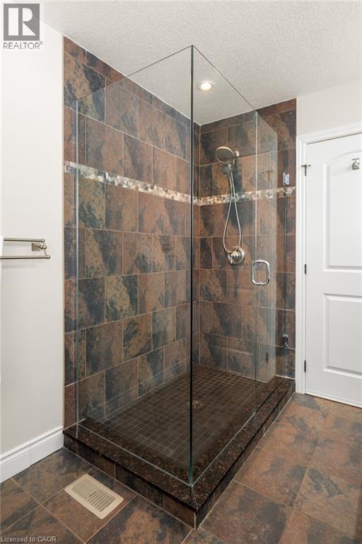 279 Zeller Drive, Kitchener, Ontario  N2A 0B2 - Photo 26 - 40800460