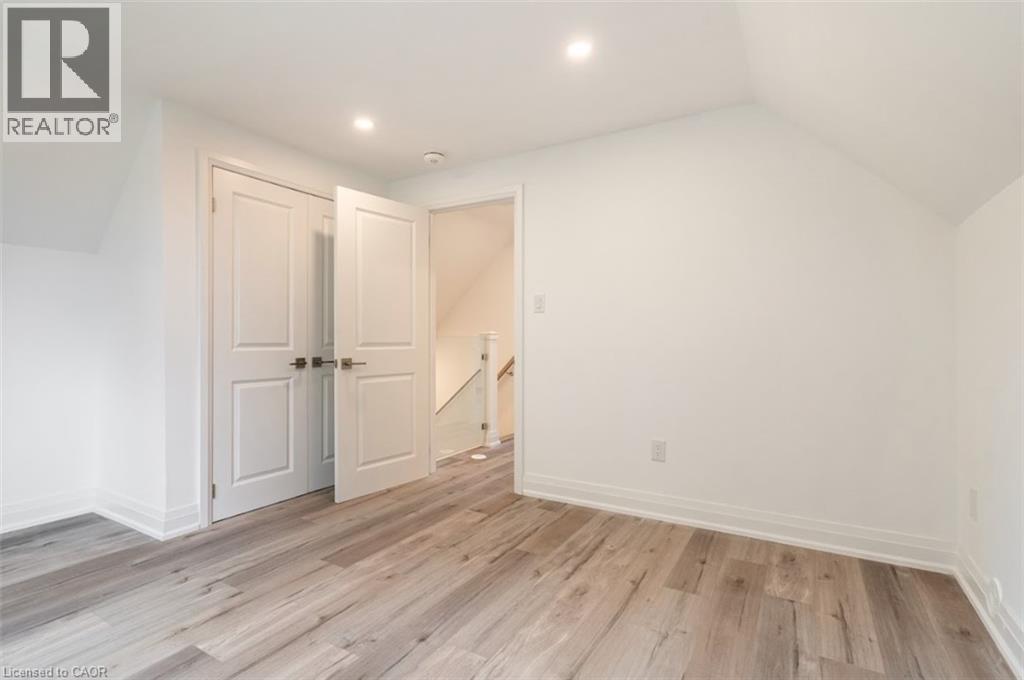 367 Hillside Avenue, Hamilton, Ontario  L8K 3L6 - Photo 18 - 40804654