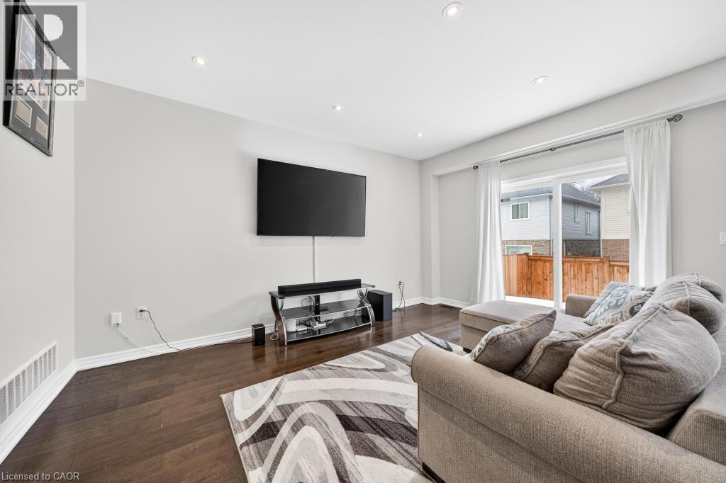 9 Starling Drive, Hamilton, Ontario  L9A 2P5 - Photo 11 - 40807015