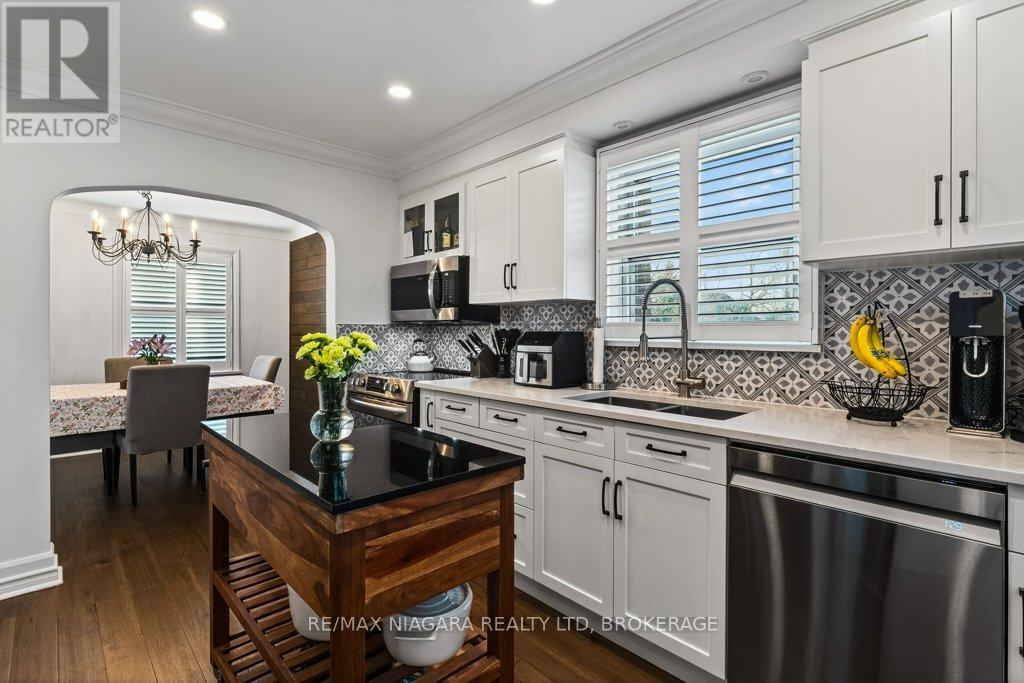 6 Grammar Avenue, St. Catharines, Ontario  L2N 3L3 - Photo 18 - X12912732