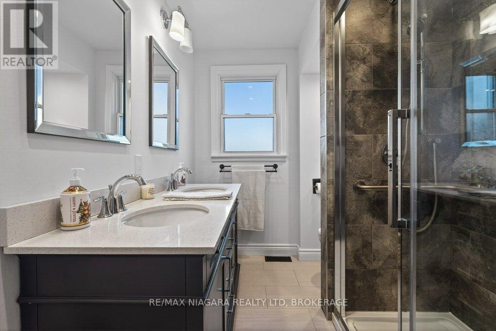 6 Grammar Avenue, St. Catharines, Ontario  L2N 3L3 - Photo 21 - X12912732