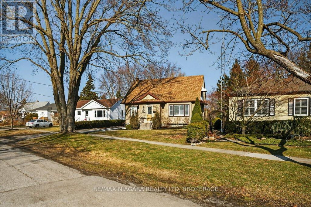 6 Grammar Avenue, St. Catharines, Ontario  L2N 3L3 - Photo 5 - X12912732