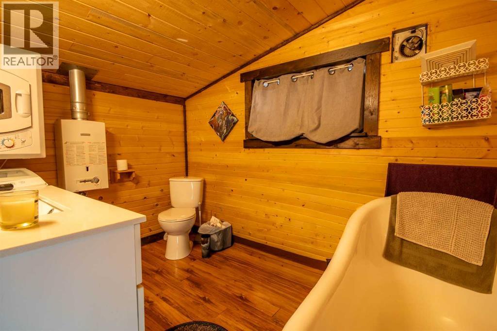 25, 5227 Township Road 320, Rural Mountain View County, Alberta  T0M 1X0 - Photo 16 - A2285977