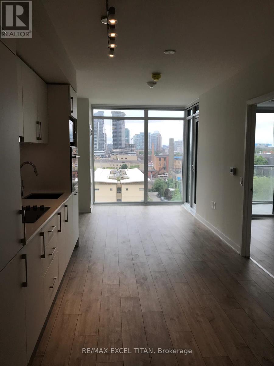 614W - 27 BATHURST STREET S, Toronto, Ontario