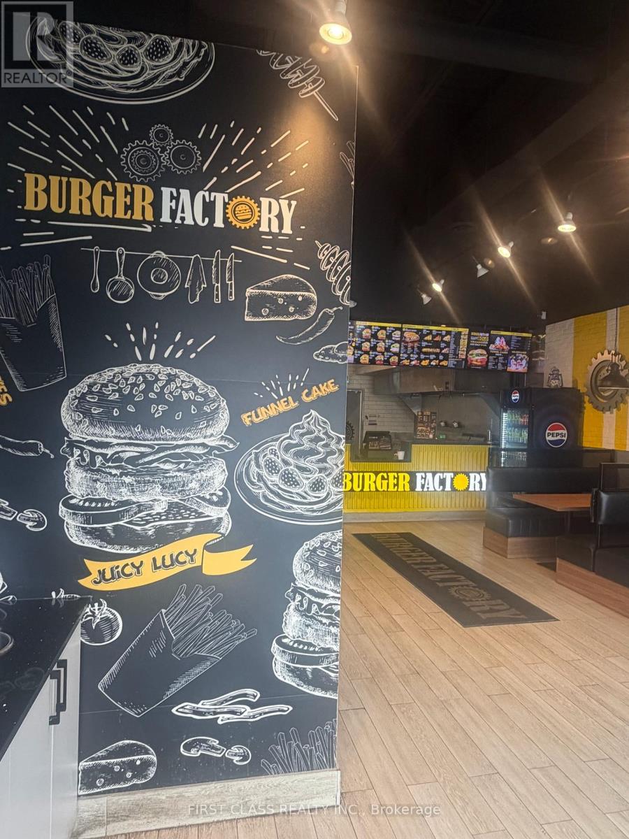 103 - 1639 Durham Hwy 2 Highway, Clarington, Ontario  L1E 2R6 - Photo 3 - E12912724