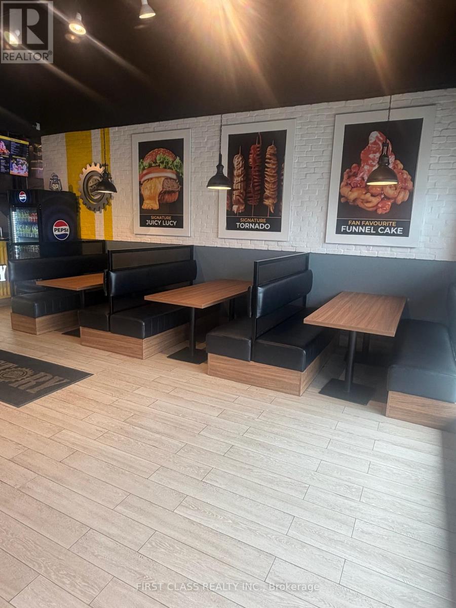 103 - 1639 Durham Hwy 2 Highway, Clarington, Ontario  L1E 2R6 - Photo 4 - E12912724