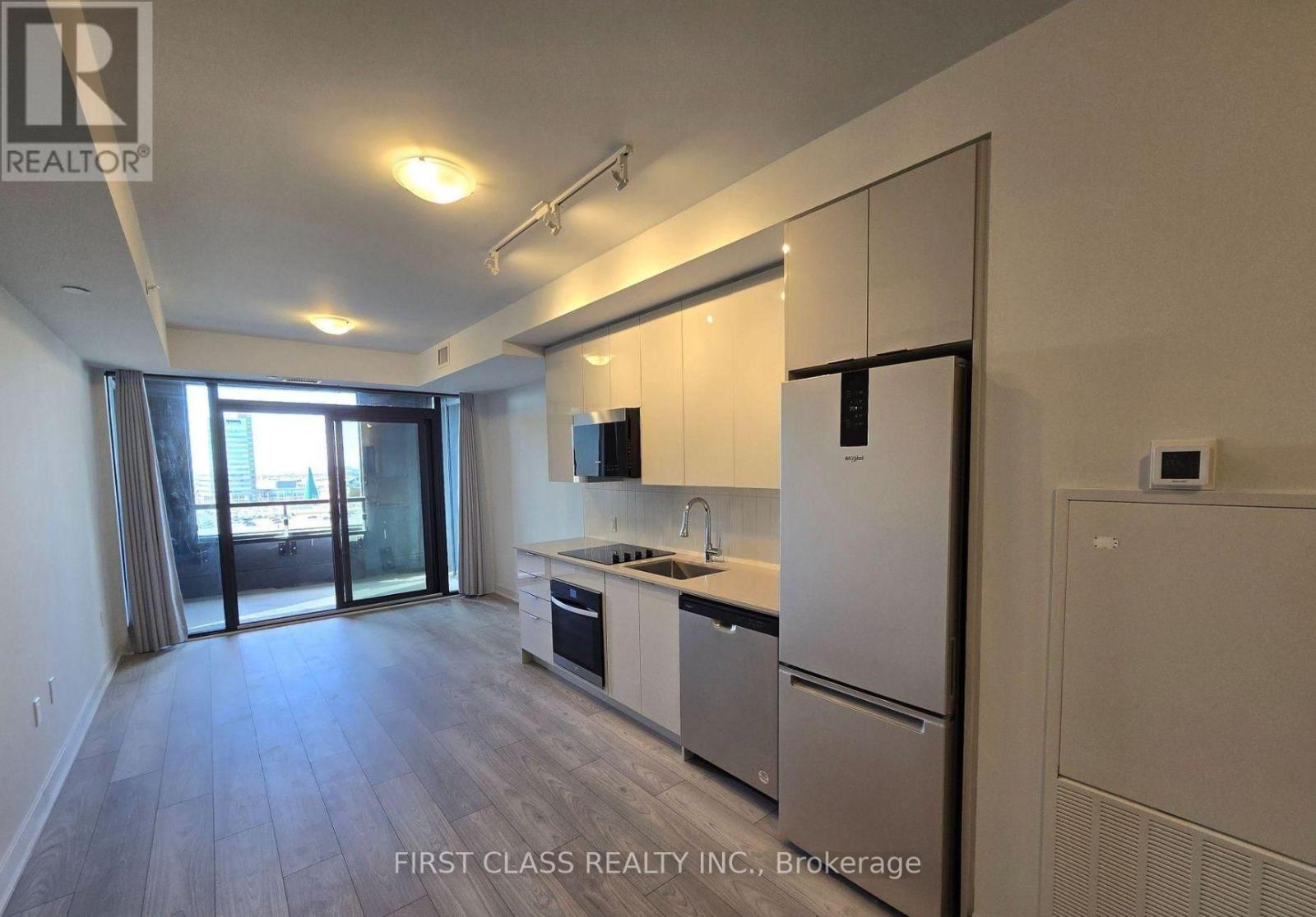 1813 - 2920 Highway 7, Vaughan, Ontario  L4K 0P4 - Photo 5 - N12912752