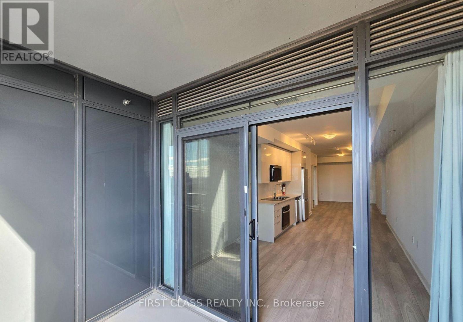 1813 - 2920 Highway 7, Vaughan, Ontario  L4K 0P4 - Photo 6 - N12912752