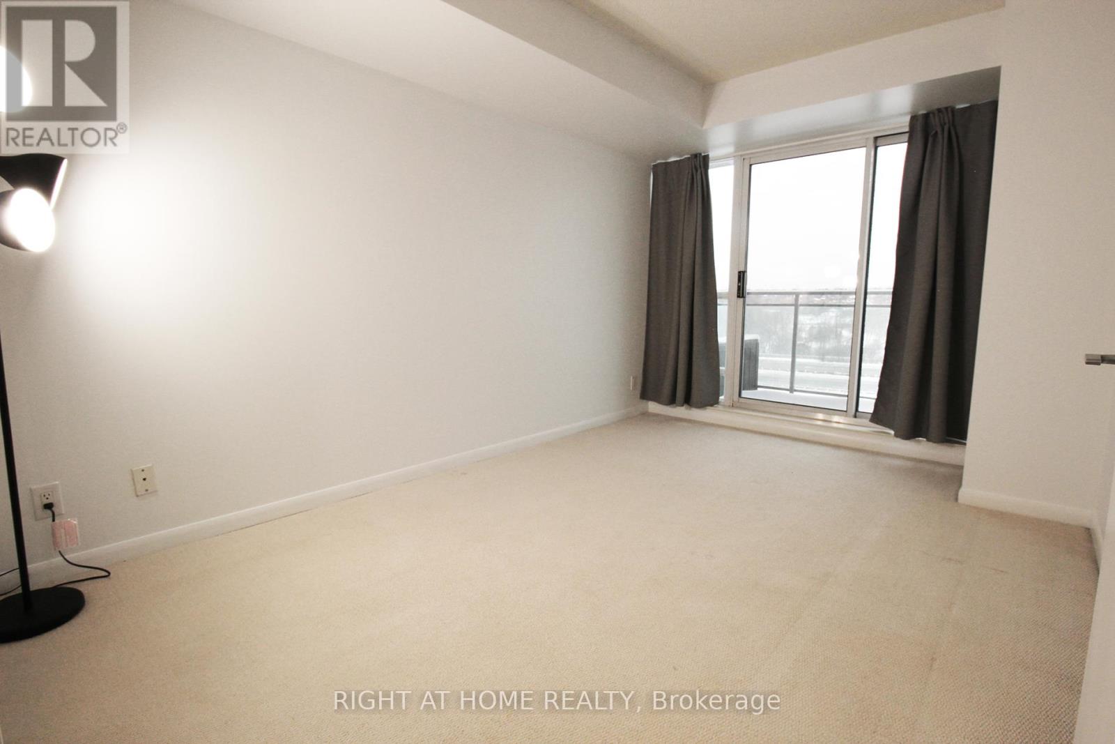 703 - 185 Legion Road N, Toronto, Ontario  M8Y 0A1 - Photo 24 - W12912728