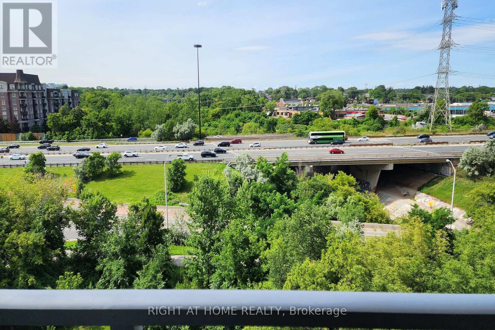 703 - 185 Legion Road N, Toronto, Ontario  M8Y 0A1 - Photo 31 - W12912728