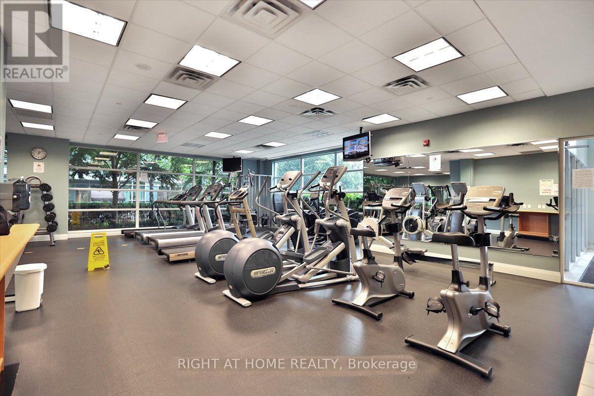 703 - 185 Legion Road N, Toronto, Ontario  M8Y 0A1 - Photo 34 - W12912728