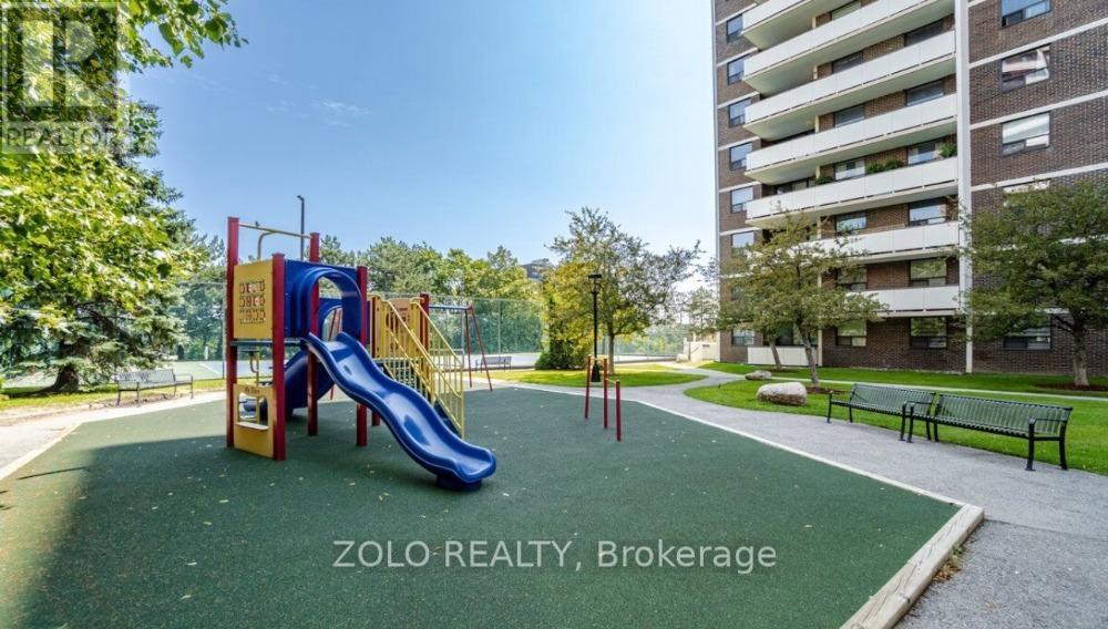 1601 - 3 Lisa Street, Brampton, Ontario  L6T 4A2 - Photo 13 - W12912746