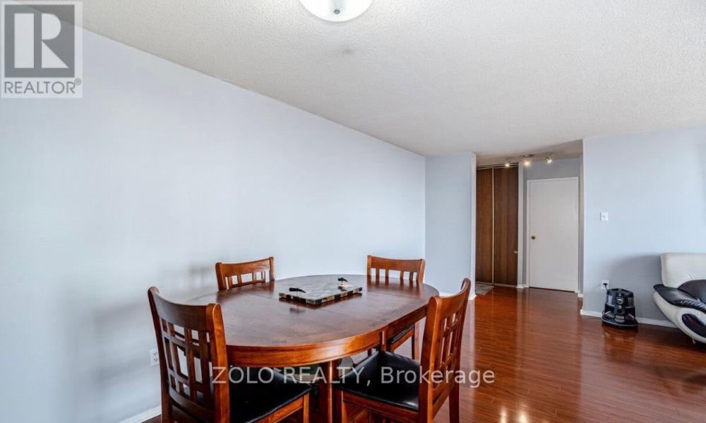 1601 - 3 Lisa Street, Brampton, Ontario  L6T 4A2 - Photo 5 - W12912746