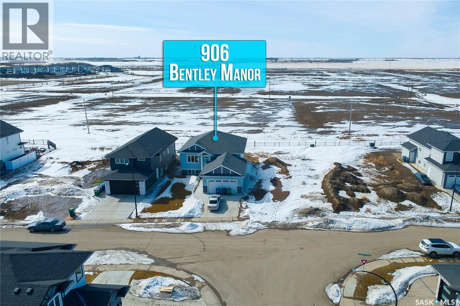 906 Bentley MANOR, Saskatoon, Saskatchewan