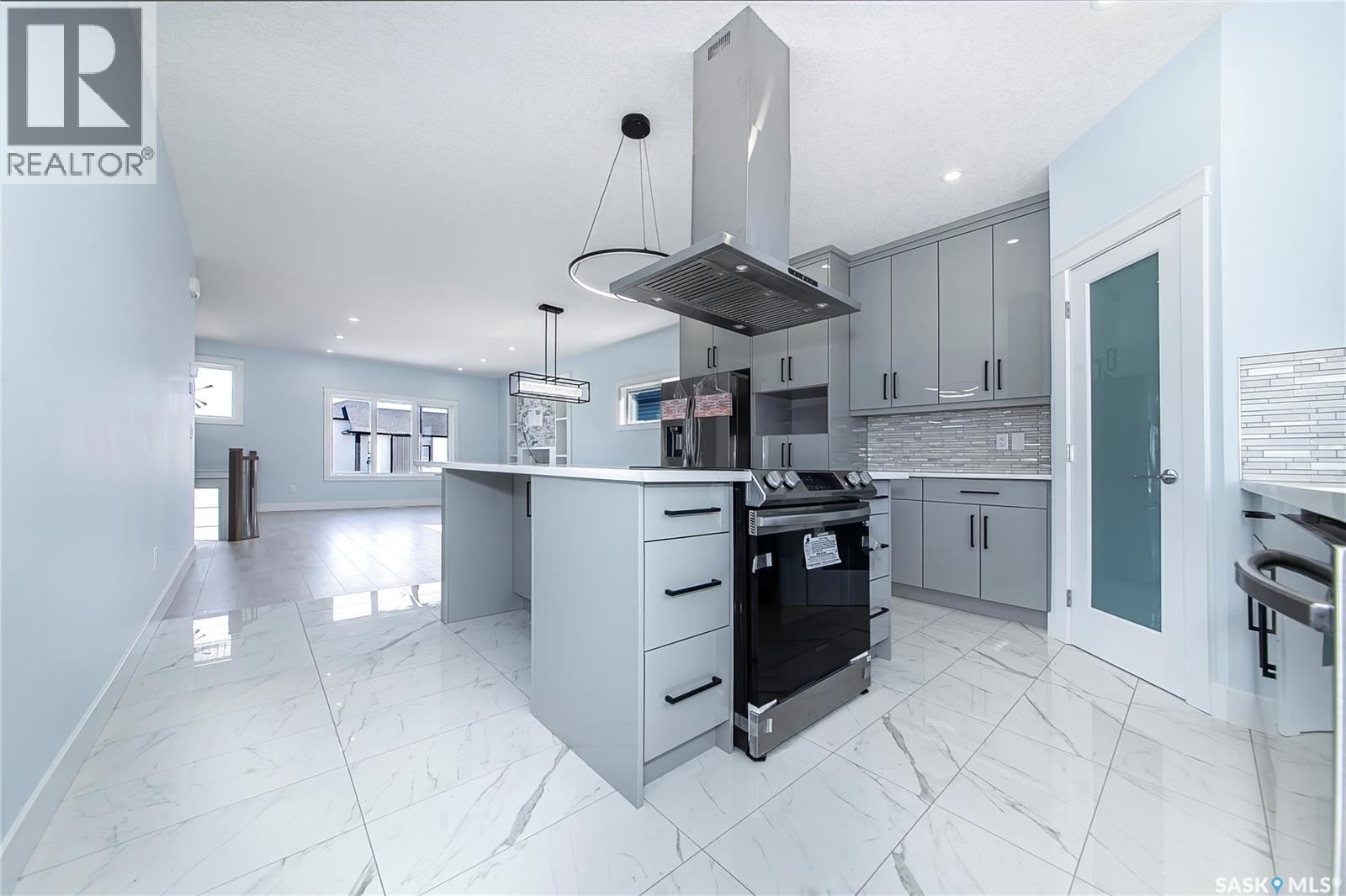 906 Bentley Manor, Saskatoon, Saskatchewan  S7L 6P4 - Photo 15 - SK031019