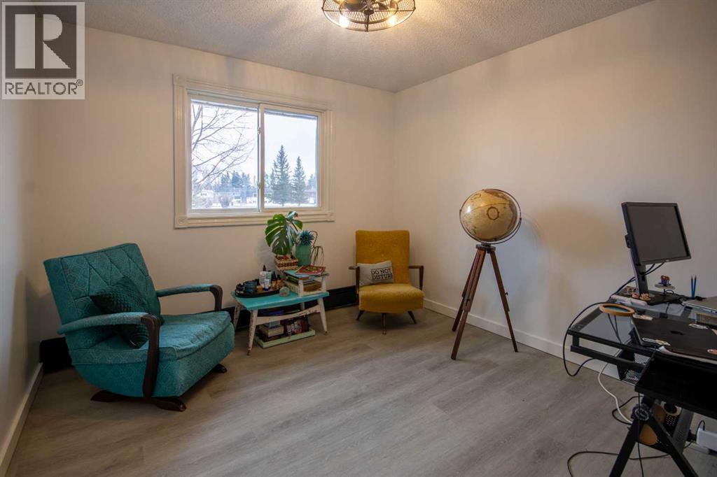 218 8 Avenue NE, Sundre, Alberta  T0M 1X0 - Photo 20 - A2295466