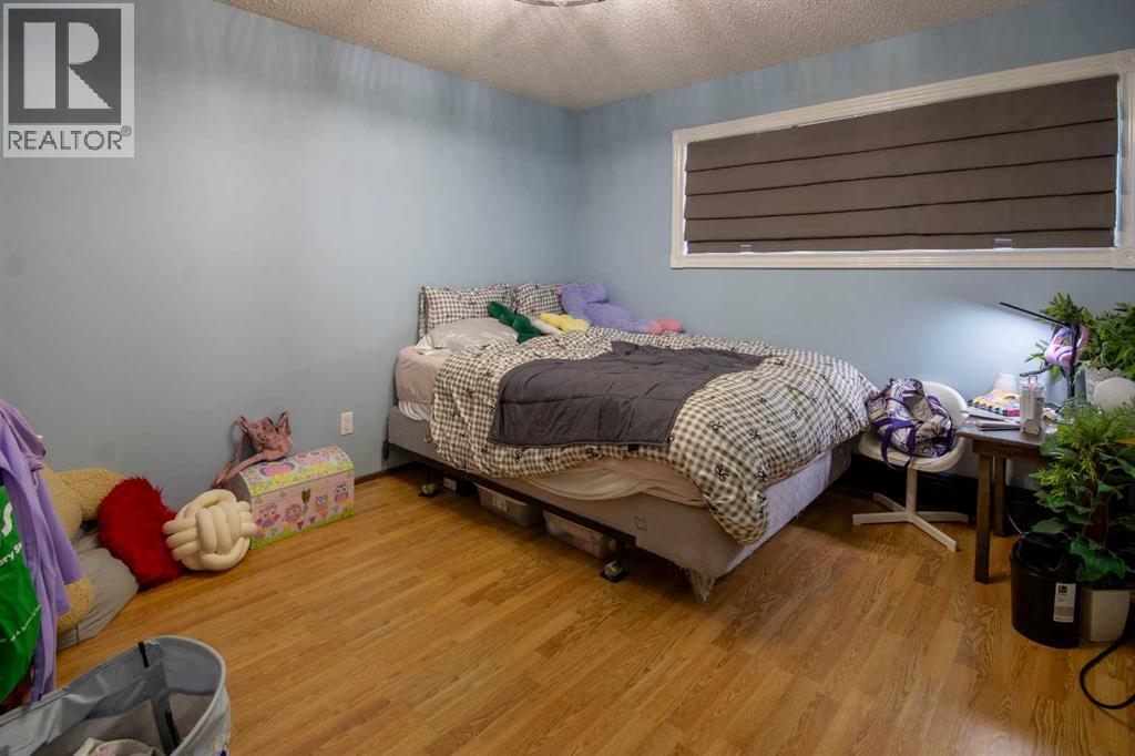 218 8 Avenue NE, Sundre, Alberta  T0M 1X0 - Photo 24 - A2295466