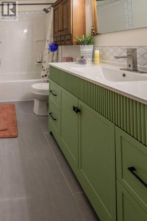 218 8 Avenue NE, Sundre, Alberta  T0M 1X0 - Photo 25 - A2295466