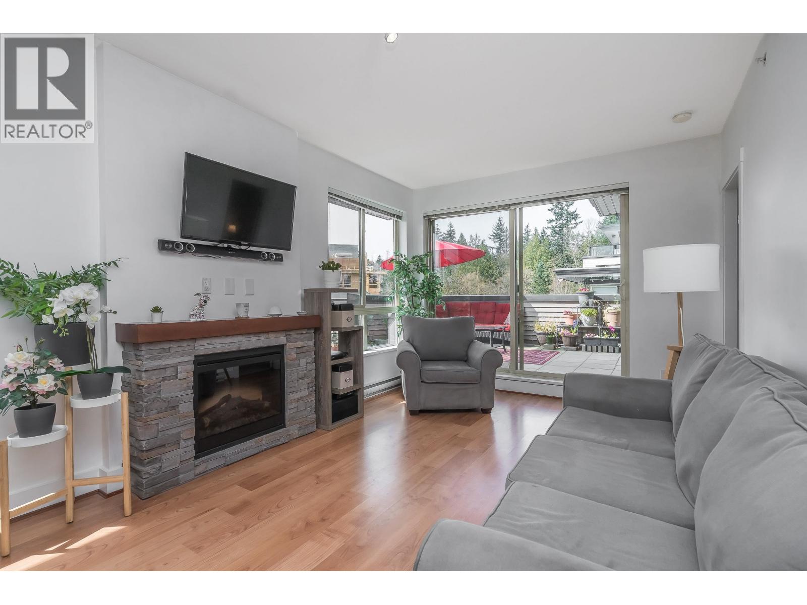302 7428 Byrnepark Walk, Burnaby, British Columbia  V3N 0B4 - Photo 10 - R3101700