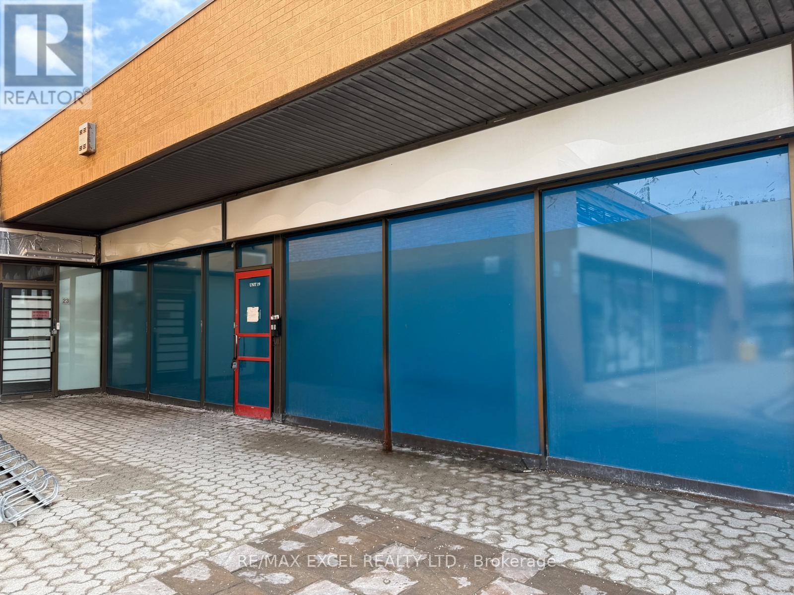 19 GLENDINNING AVENUE, Toronto, Ontario