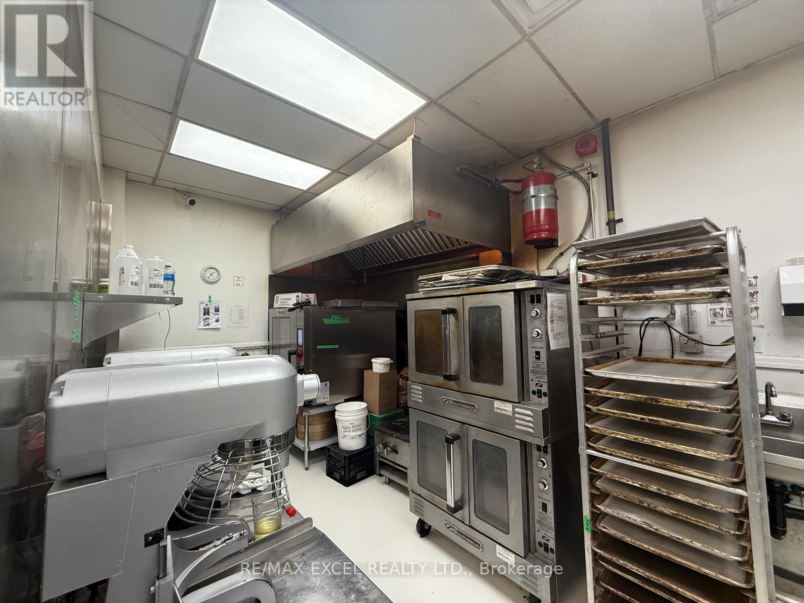 19 Glendinning Avenue, Toronto, Ontario  M1W 3E2 - Photo 15 - E12912760