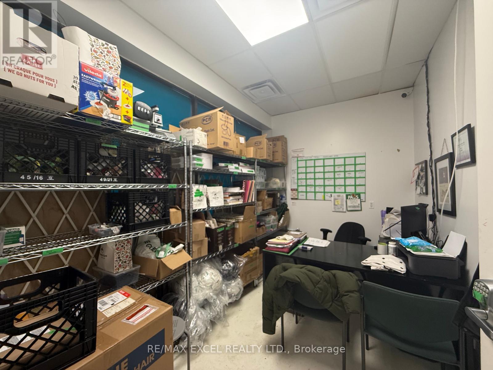 19 Glendinning Avenue, Toronto, Ontario  M1W 3E2 - Photo 5 - E12912760