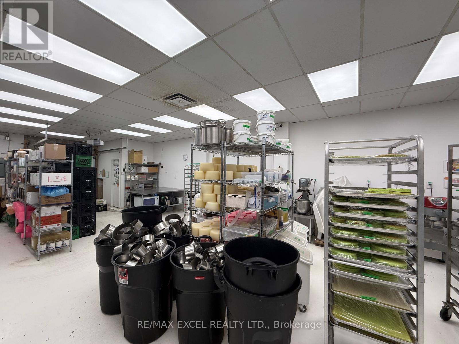 19 Glendinning Avenue, Toronto, Ontario  M1W 3E2 - Photo 7 - E12912760