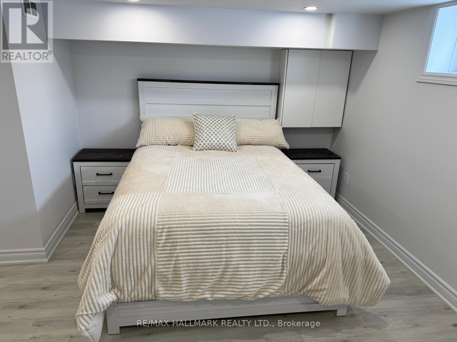 Secondary Suite/basement - 25b Knowles Crescent, Aurora, Ontario  L4G 1Z6 - Photo 27 - N12912754