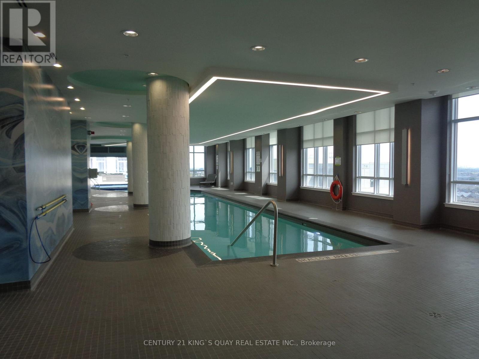 1101 - 9201 Yonge Street, Richmond Hill, Ontario  L4C 1H9 - Photo 13 - N12912770