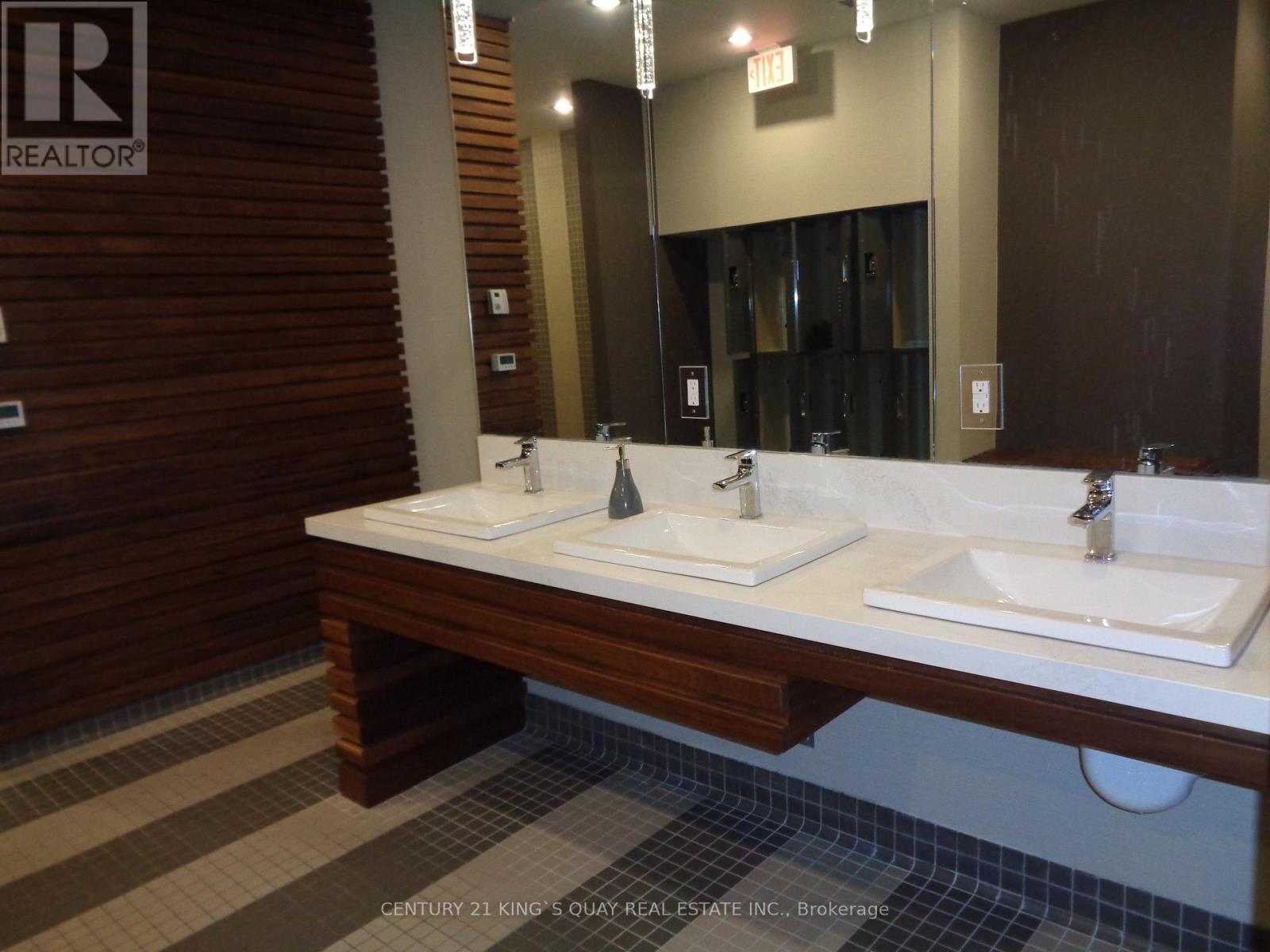 1101 - 9201 Yonge Street, Richmond Hill, Ontario  L4C 1H9 - Photo 18 - N12912770