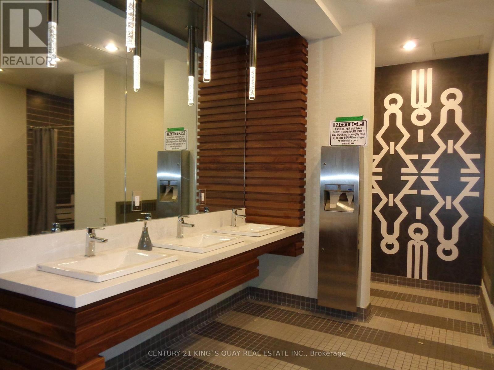 1101 - 9201 Yonge Street, Richmond Hill, Ontario  L4C 1H9 - Photo 19 - N12912770