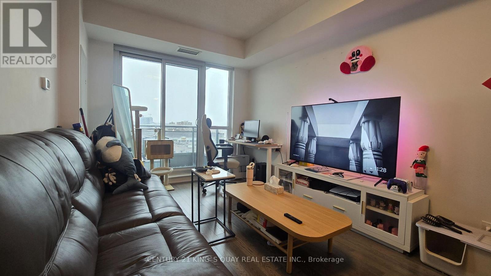 1101 - 9201 Yonge Street, Richmond Hill, Ontario  L4C 1H9 - Photo 5 - N12912770