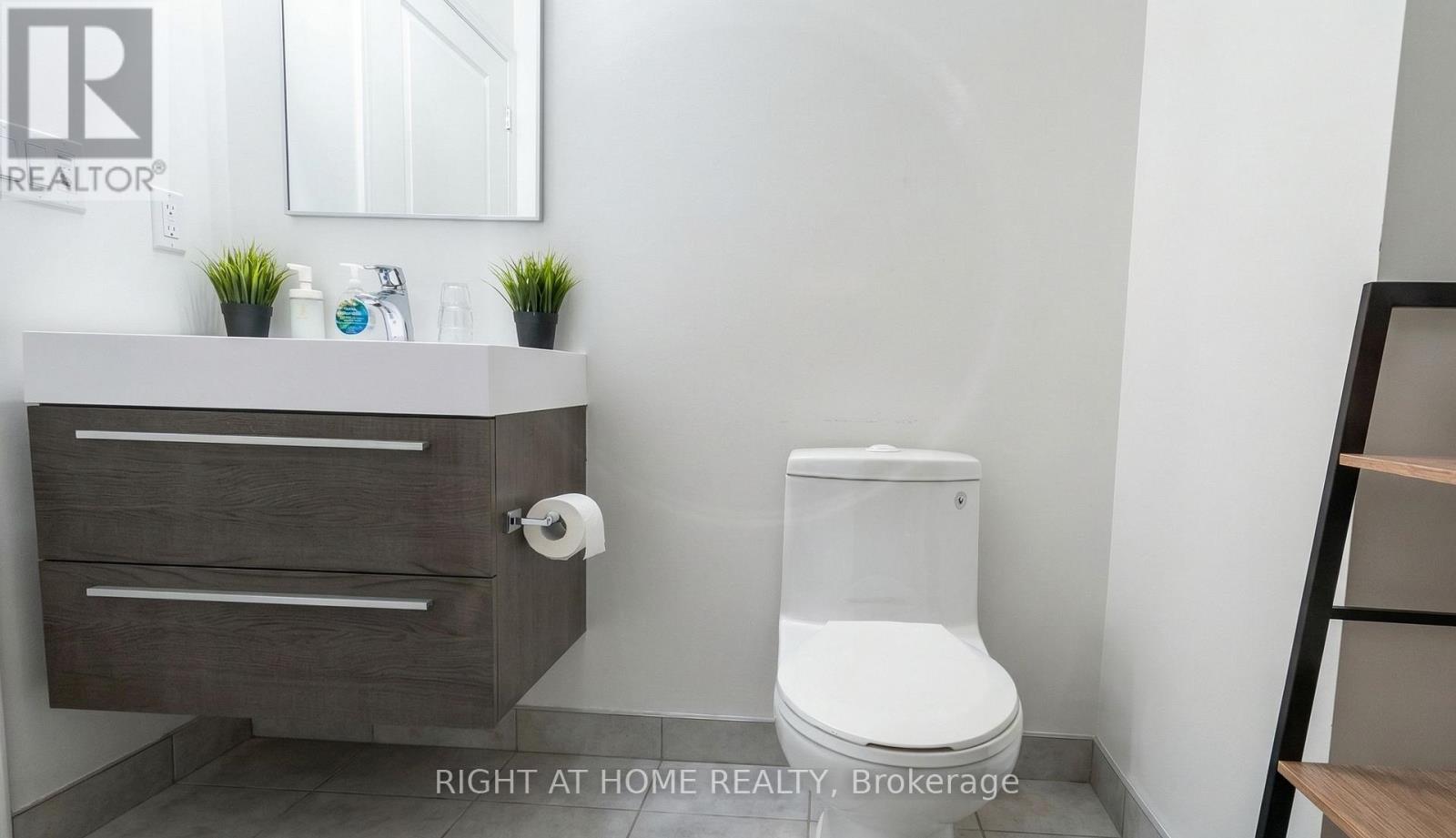 1508 - 10 Rouge Valley W, Markham, Ontario  L6G 0G9 - Photo 12 - N12912782