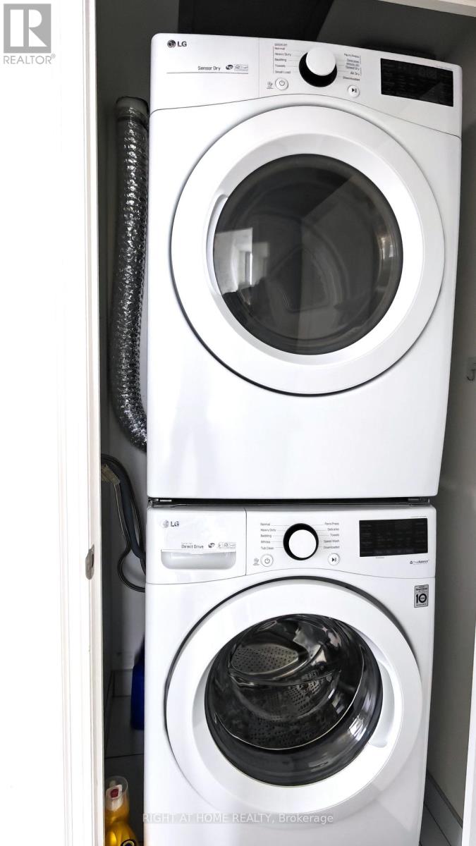 1508 - 10 Rouge Valley W, Markham, Ontario  L6G 0G9 - Photo 13 - N12912782