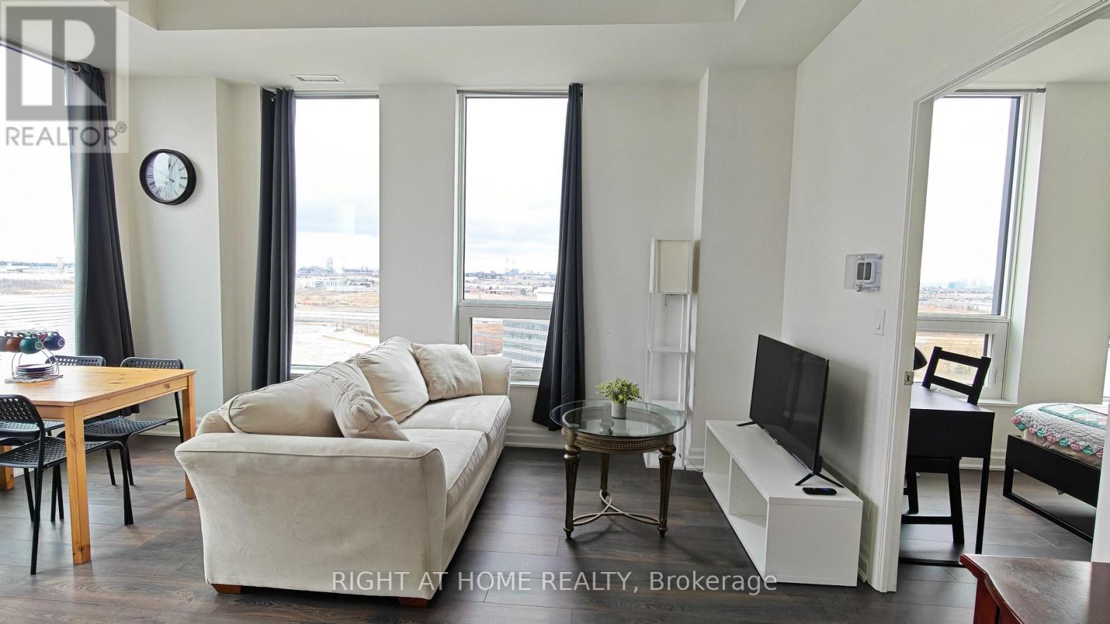 1508 - 10 Rouge Valley W, Markham, Ontario  L6G 0G9 - Photo 6 - N12912782