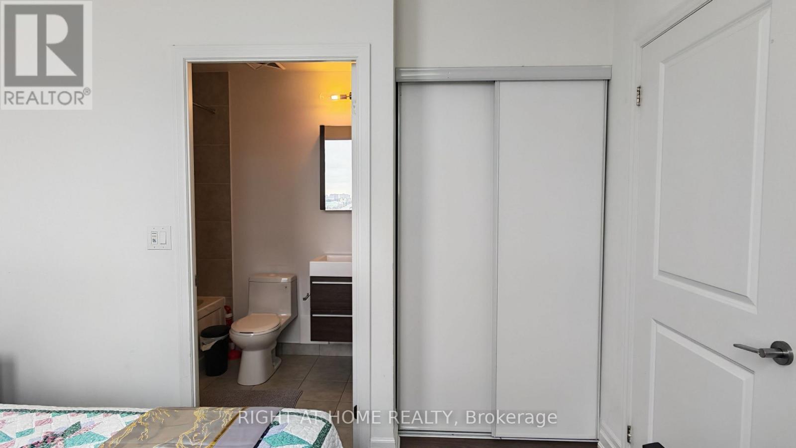 1508 - 10 Rouge Valley W, Markham, Ontario  L6G 0G9 - Photo 8 - N12912782