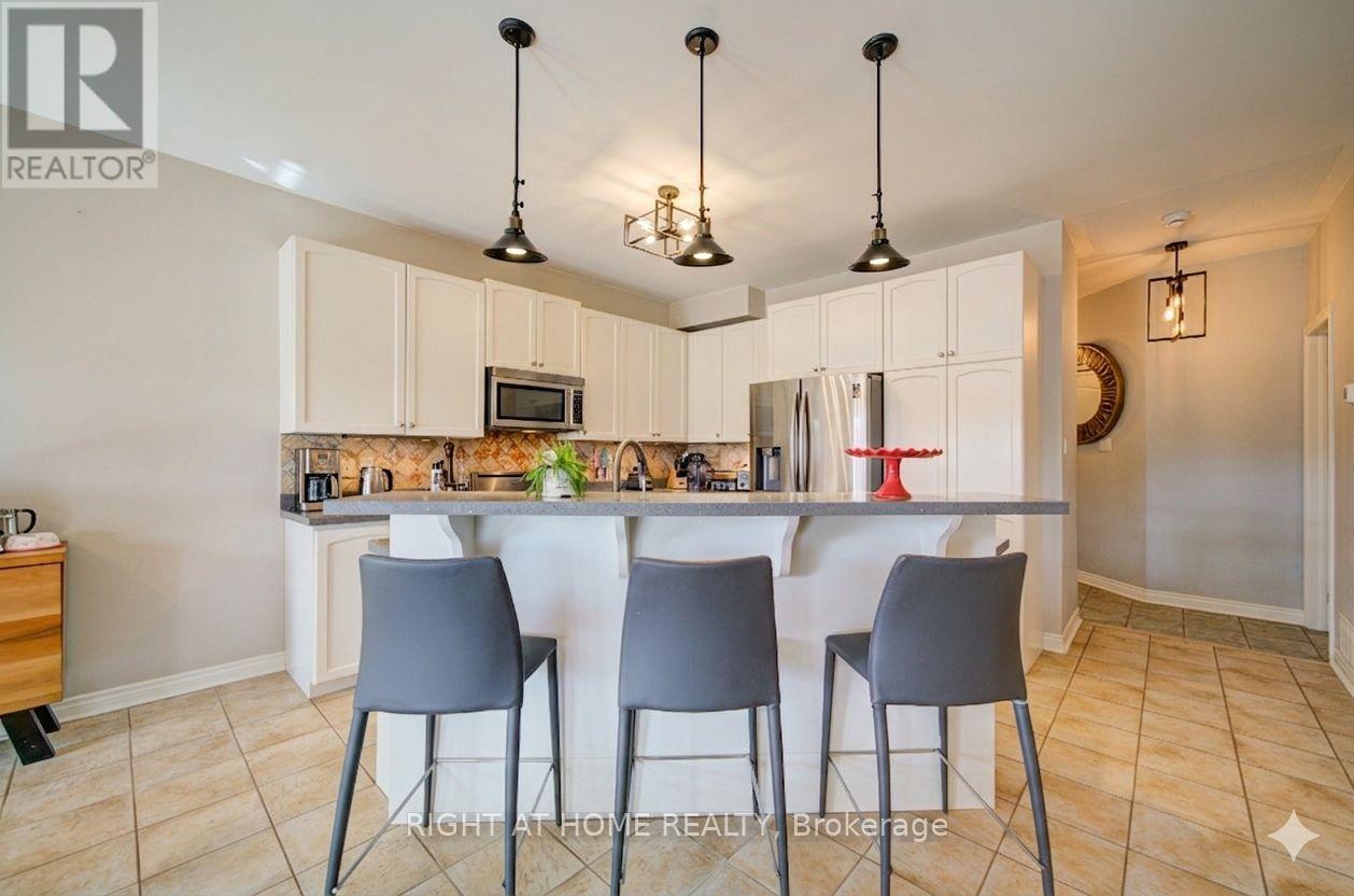 740 Colter Street, Newmarket, Ontario  L3X 2V5 - Photo 11 - N12912790