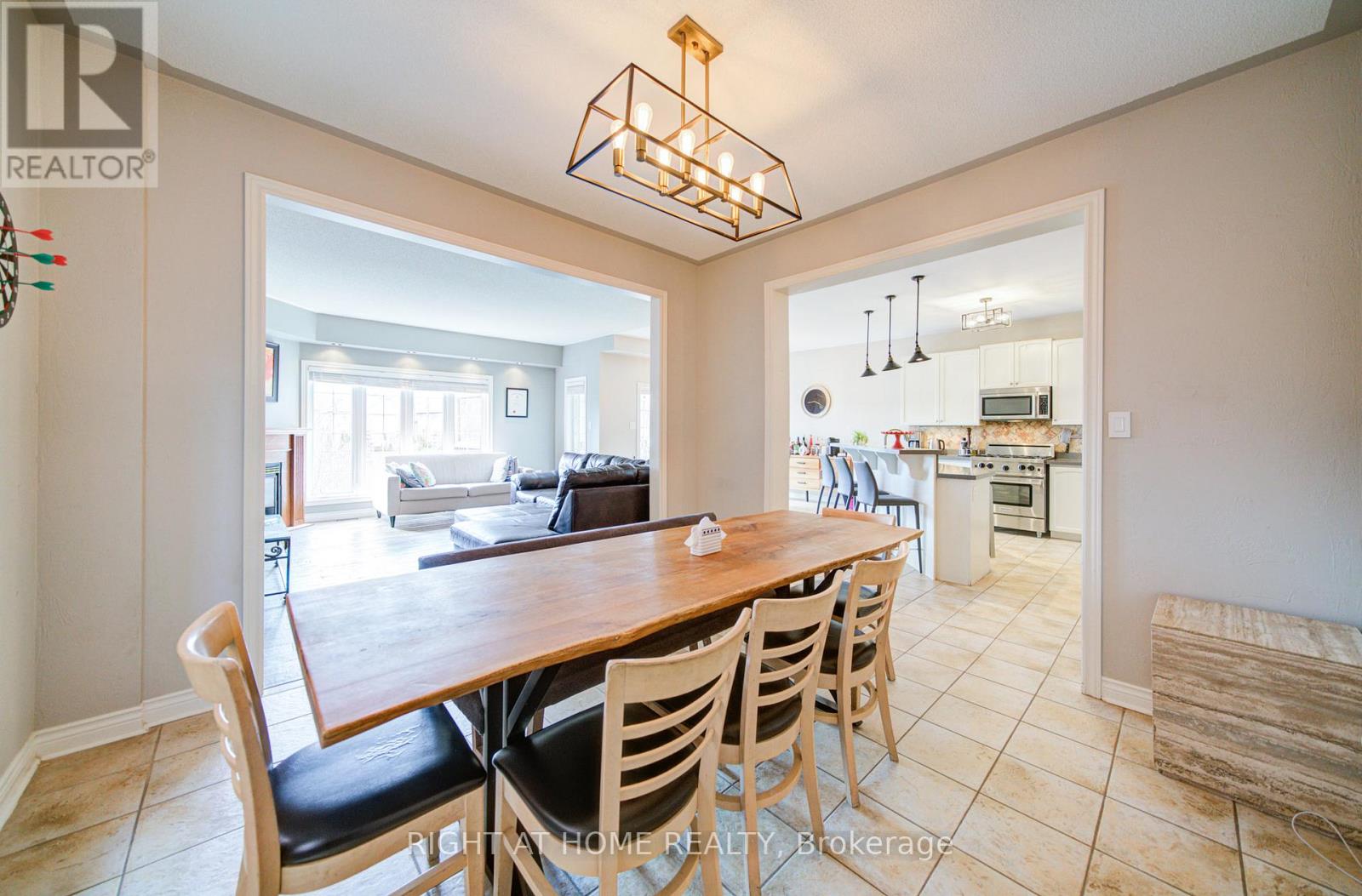 740 Colter Street, Newmarket, Ontario  L3X 2V5 - Photo 9 - N12912790