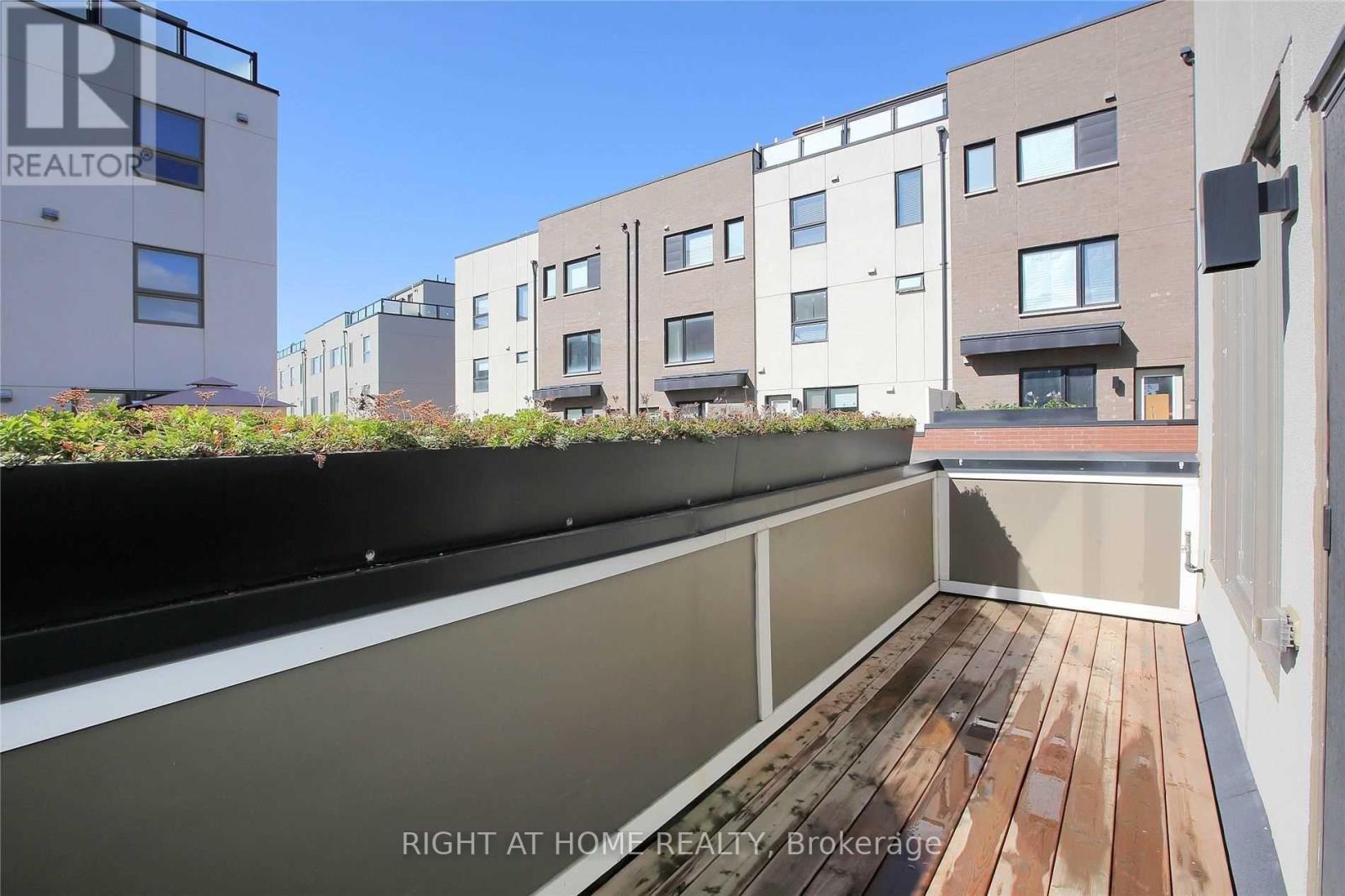 178 Frederick Tisdale Drive, Toronto, Ontario  M3K 1X1 - Photo 13 - W12912768